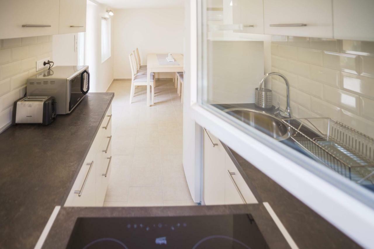 Eleven Apartman House Keszthely Exterior photo